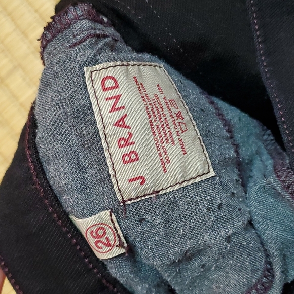 J Brand 912 Slim Straight Pencil 5-pocket Jean, Black, sz 26 - Picture 4 of 10